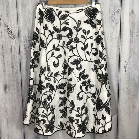 Principe Womens 100% Linen Skirt Size 4 Embroidery - Picture 3 of 7